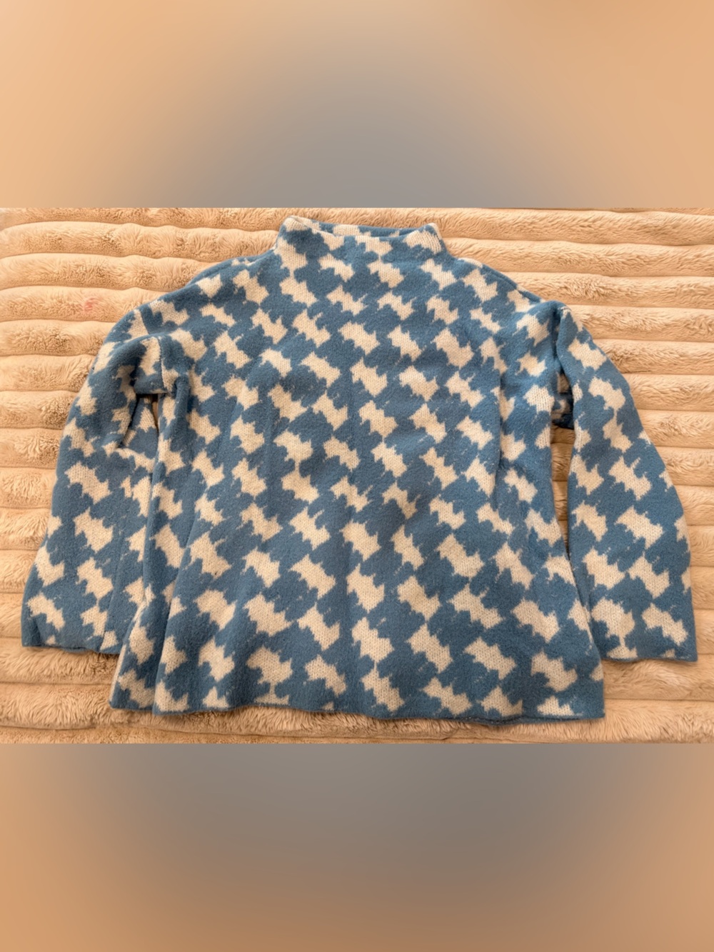 Ann Taylor Blue and Cream Houndstooth Cowl Neck Sweater